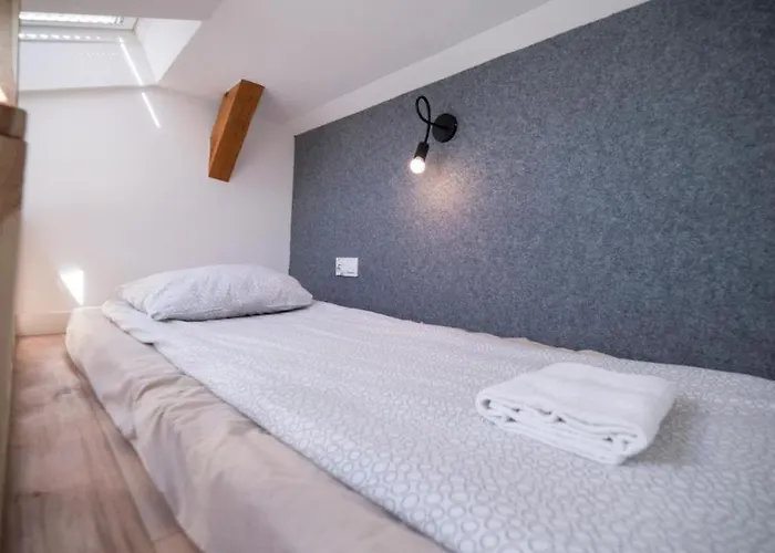 Seredynskiego Apartmán